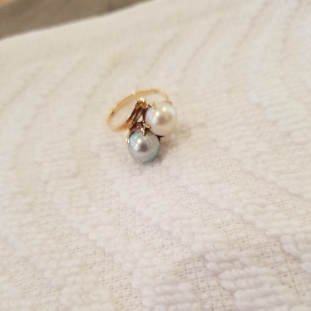 14k Freshwater Pearl Ring. Size 6
